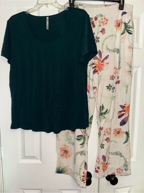 Soma Cool Nights XL Pajama Set - Green Shirt & Floral Lounge Pants